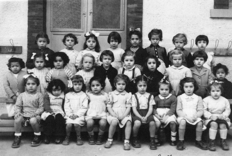 lavigerie_oct-51_maternelle_claude-m.jpg - 115.32 KB - 750 x 503 pixels