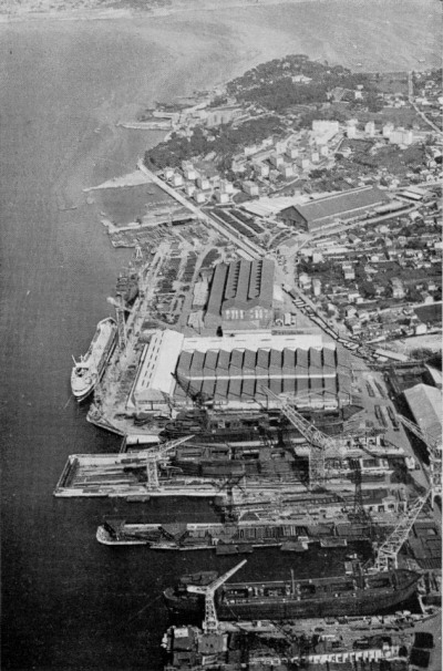 Les chantiers navals de La Seyne-sur-Mer chantiers-la-seyne.jpg - taille fichier 98 124 B - 400 x 606 pixels